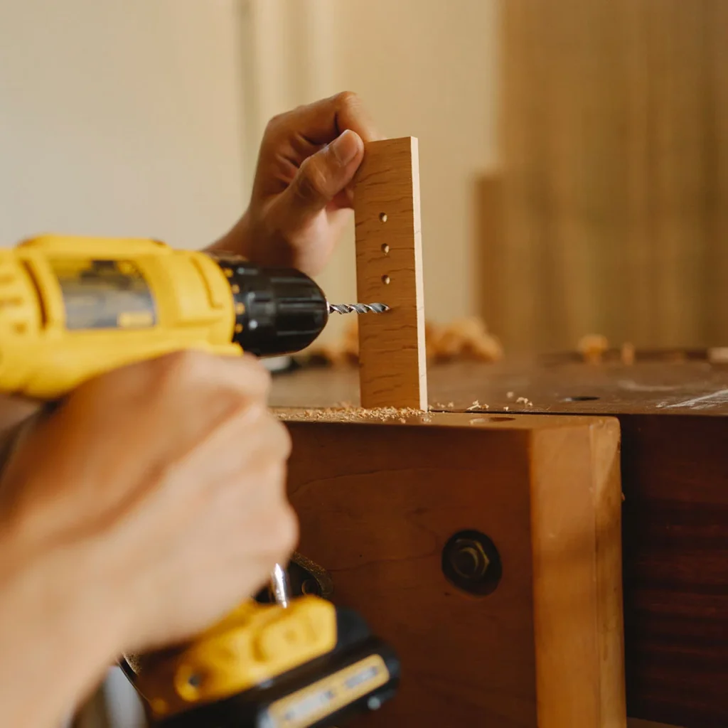 Learn how to Repair Wooden Furniture at Home